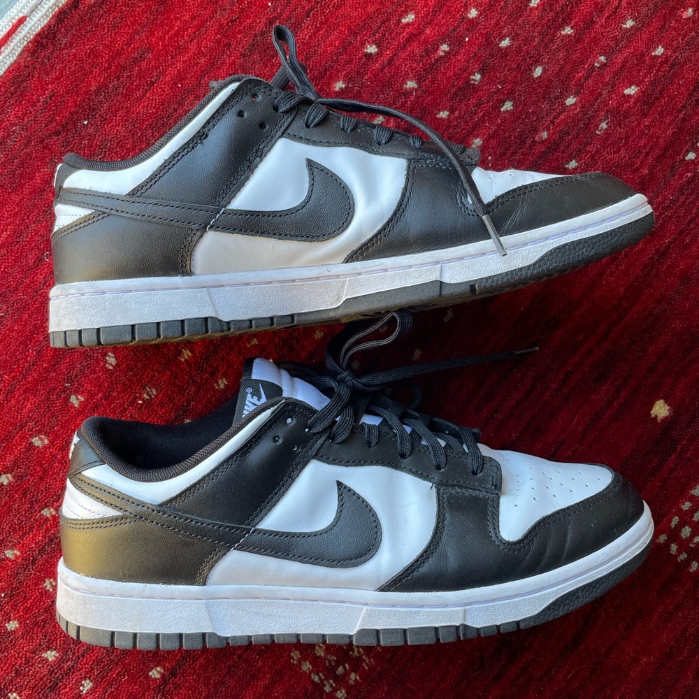 Black and white “panda” Nike Dunk Men’s